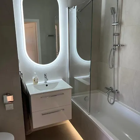 Sloneczny Centrum Apartment *